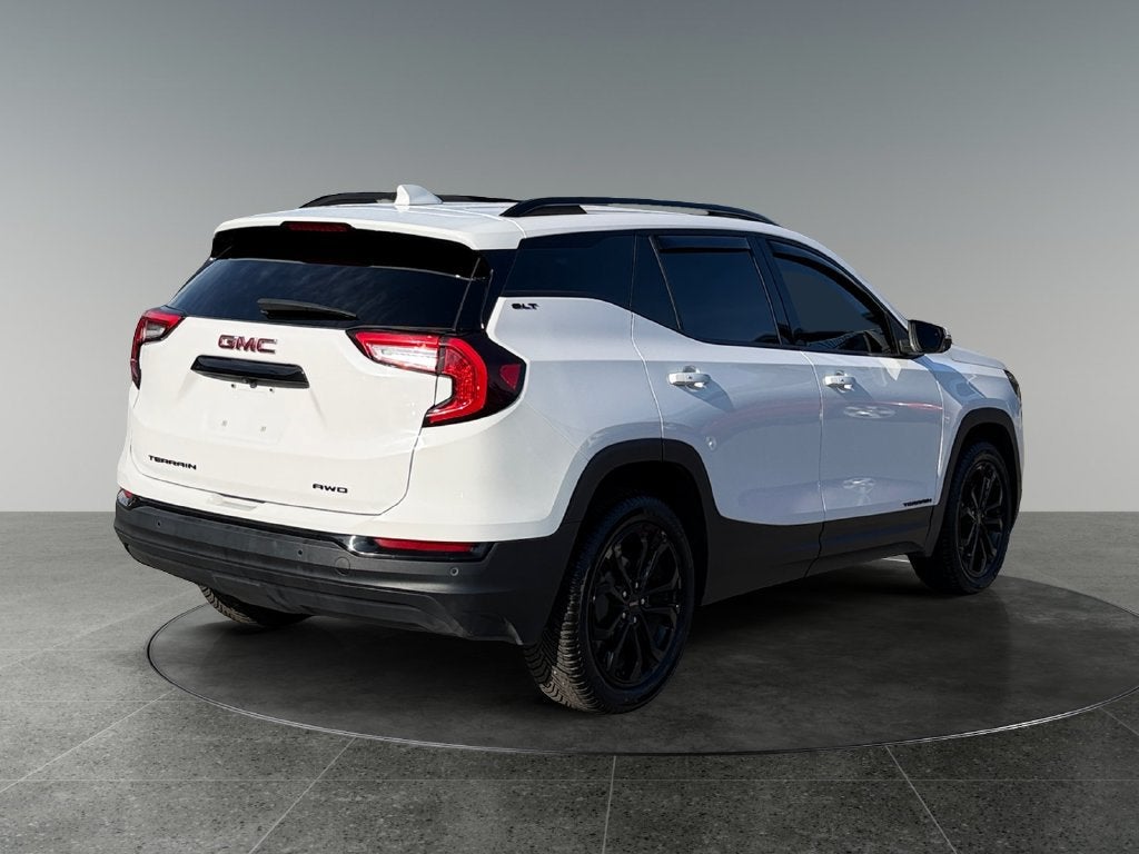 2022 GMC Terrain SLT