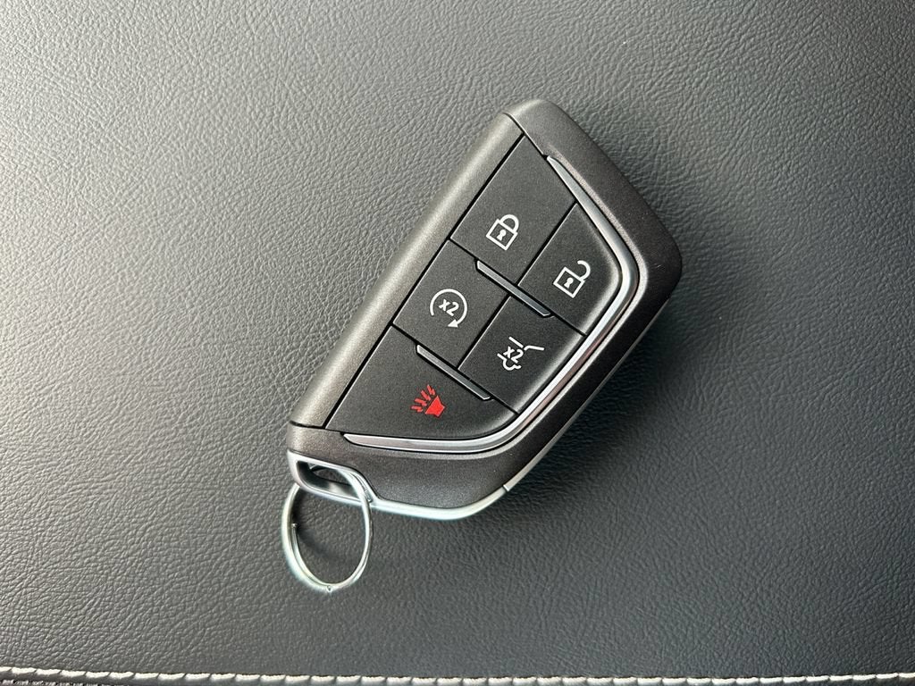 2025 Cadillac OPTIQ Sport 2