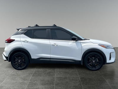2021 Nissan Kicks SR Xtronic CVT
