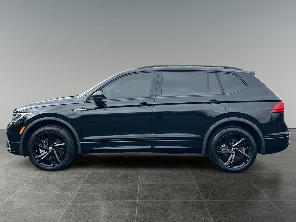2023 Volkswagen Tiguan SE R-Line Black