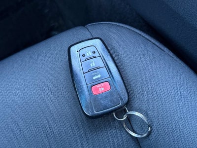 2018 Toyota Camry Hybrid LE