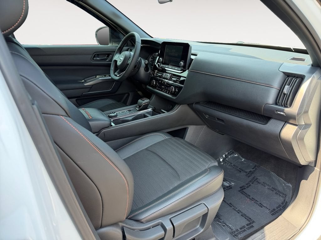 2025 Nissan Pathfinder Rock Creek 4WD
