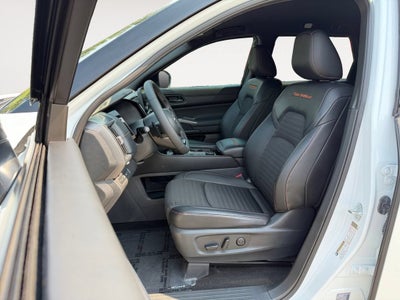2025 Nissan Pathfinder Rock Creek 4WD