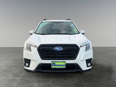 2024 Subaru Forester Premium