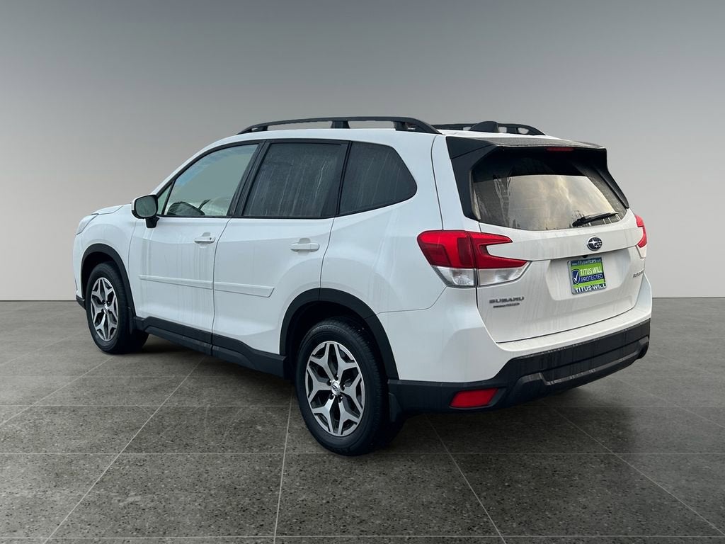 2024 Subaru Forester Premium