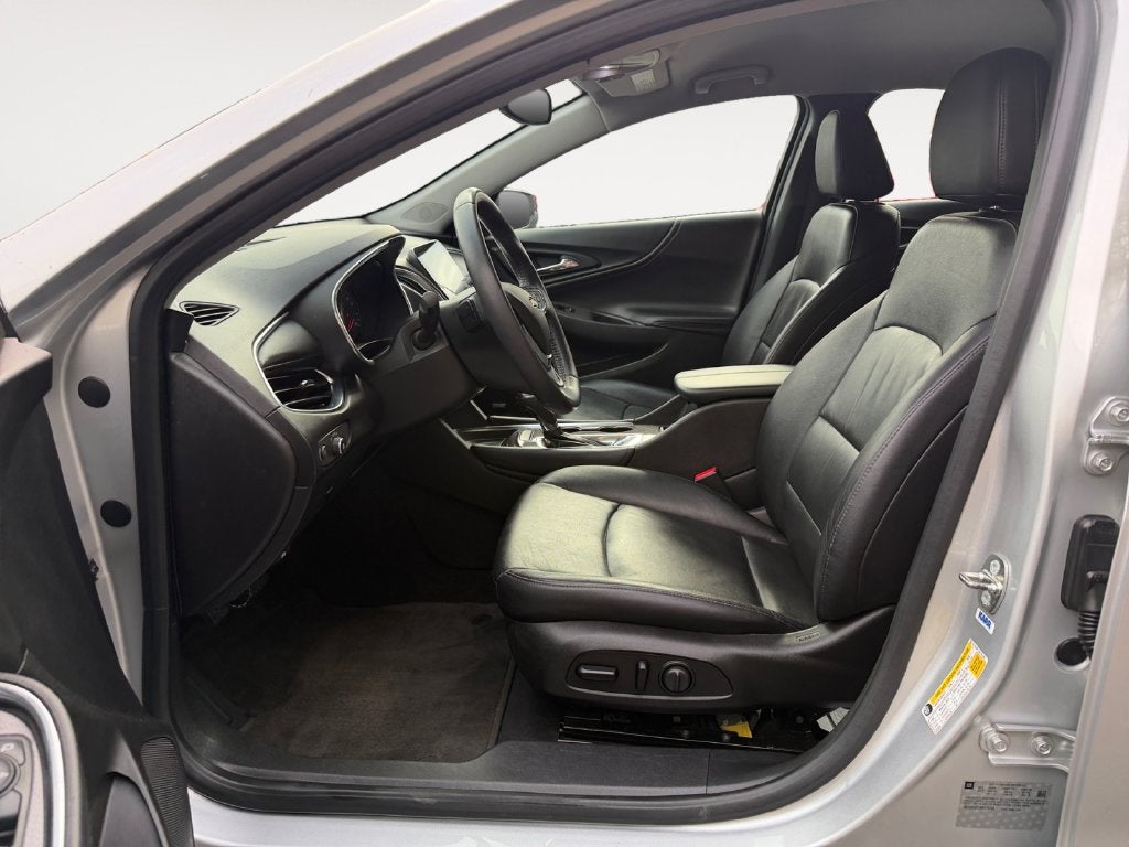 2017 Chevrolet Malibu LT 1LT