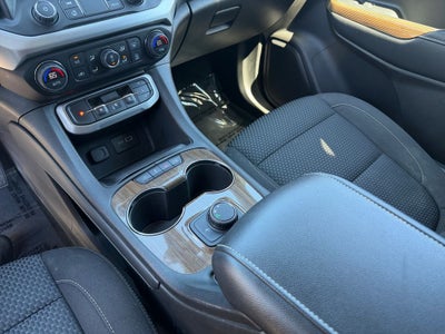 2022 GMC Acadia SLE