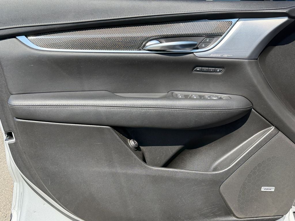 2020 Cadillac XT5 Sport