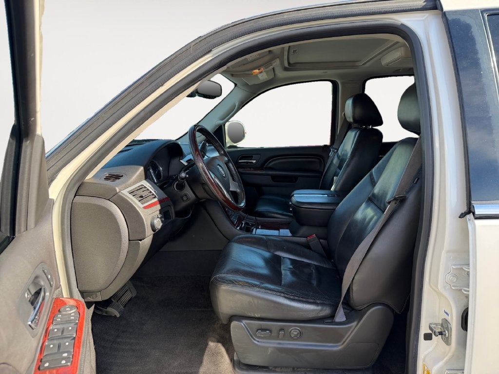 2011 Cadillac Escalade Premium