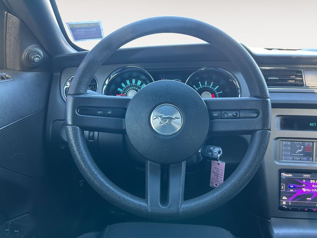 2011 Ford Mustang V6