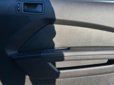 2011 Ford Mustang V6