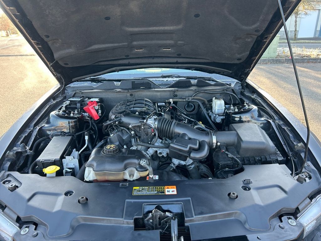 2011 Ford Mustang V6