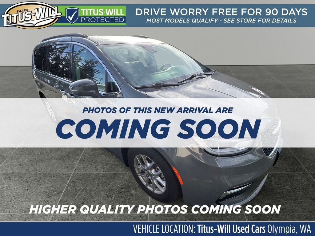2022 Chrysler Pacifica Touring L