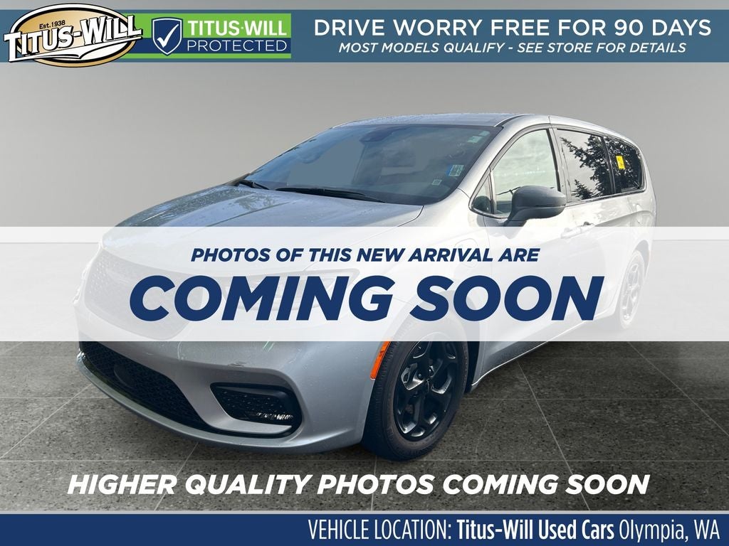 2022 Chrysler Pacifica Hybrid Touring L