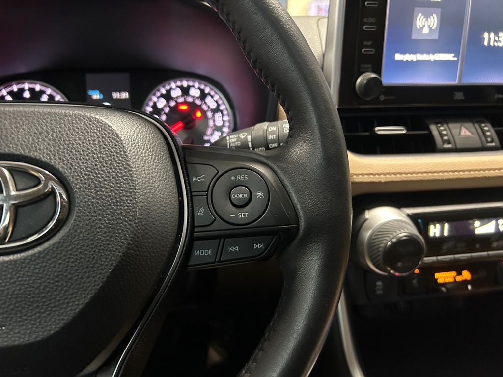 2020 Toyota RAV4 XLE Premium