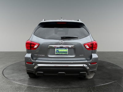 2020 Nissan Pathfinder S