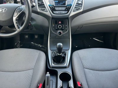 2014 Hyundai Elantra SE