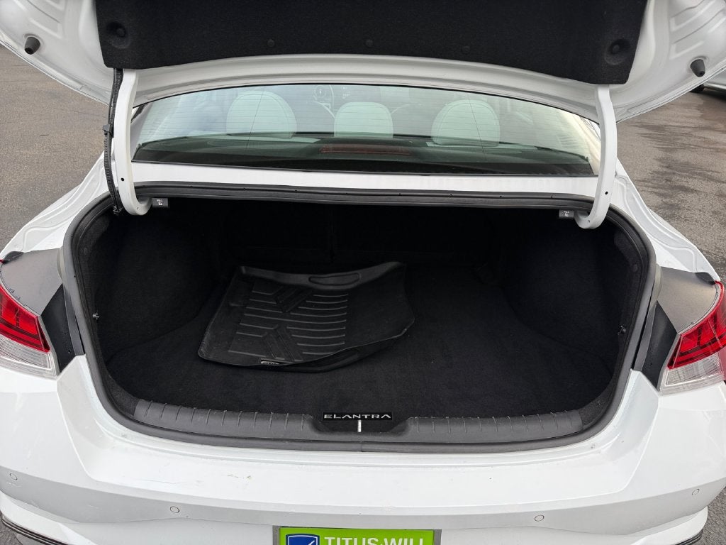 2021 Hyundai Elantra Limited