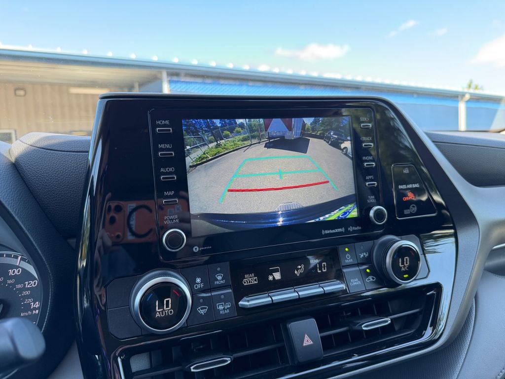 2021 Toyota Highlander LE