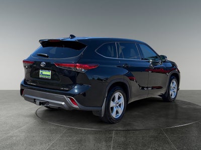 2021 Toyota Highlander LE