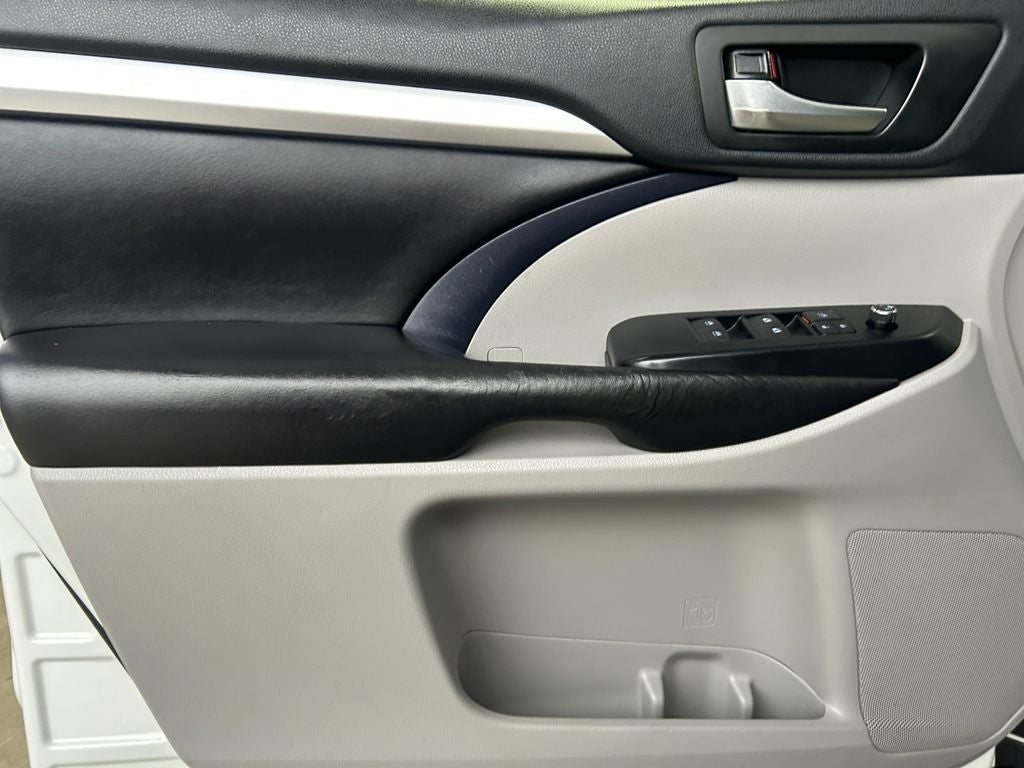 2019 Toyota Highlander Hybrid XLE