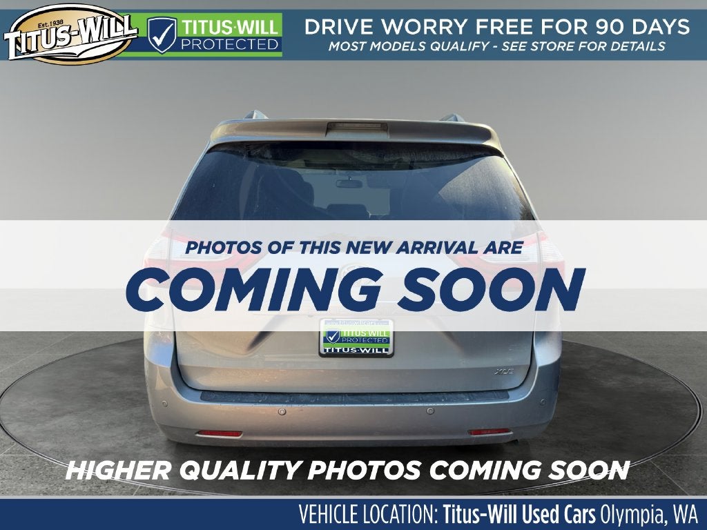 2017 Toyota Sienna XLE 8 Passenger