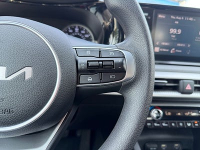 2022 Kia K5 LXS