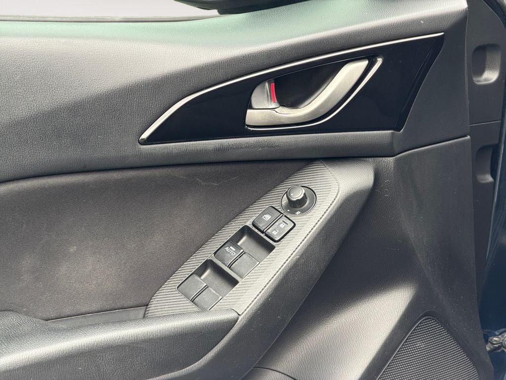 2015 Mazda Mazda3 i Sport