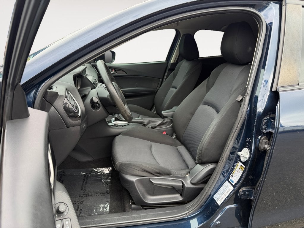 2015 Mazda Mazda3 i Sport