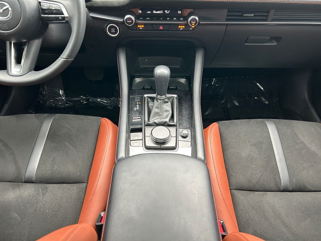 2025 Mazda Mazda3 2.5 Carbon Turbo
