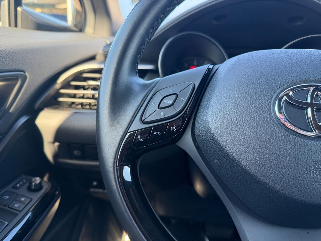 2019 Toyota C-HR XLE