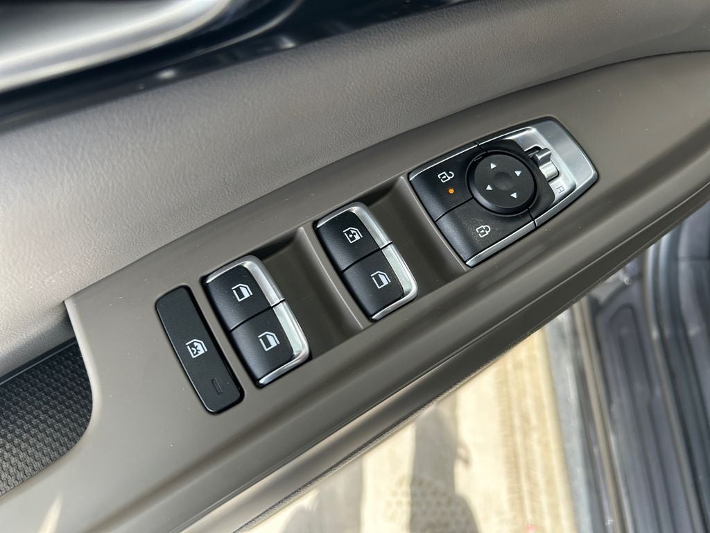 2025 Kia Carnival LXS