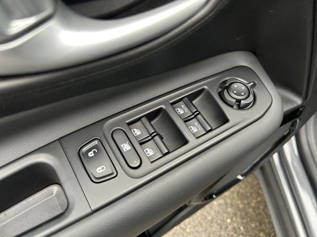 2023 Jeep Renegade Altitude