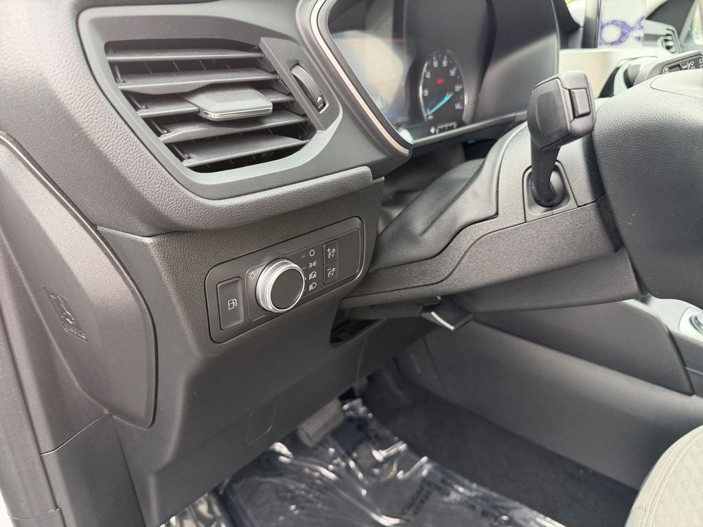 2022 Ford Escape Hybrid SE