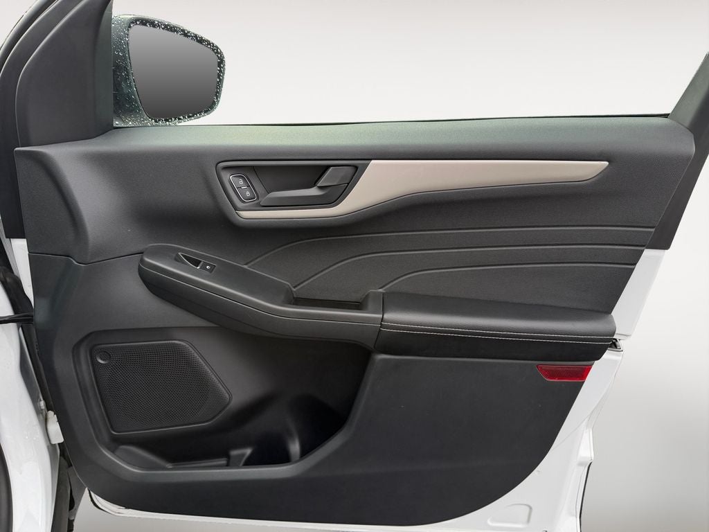 2022 Ford Escape Hybrid SE