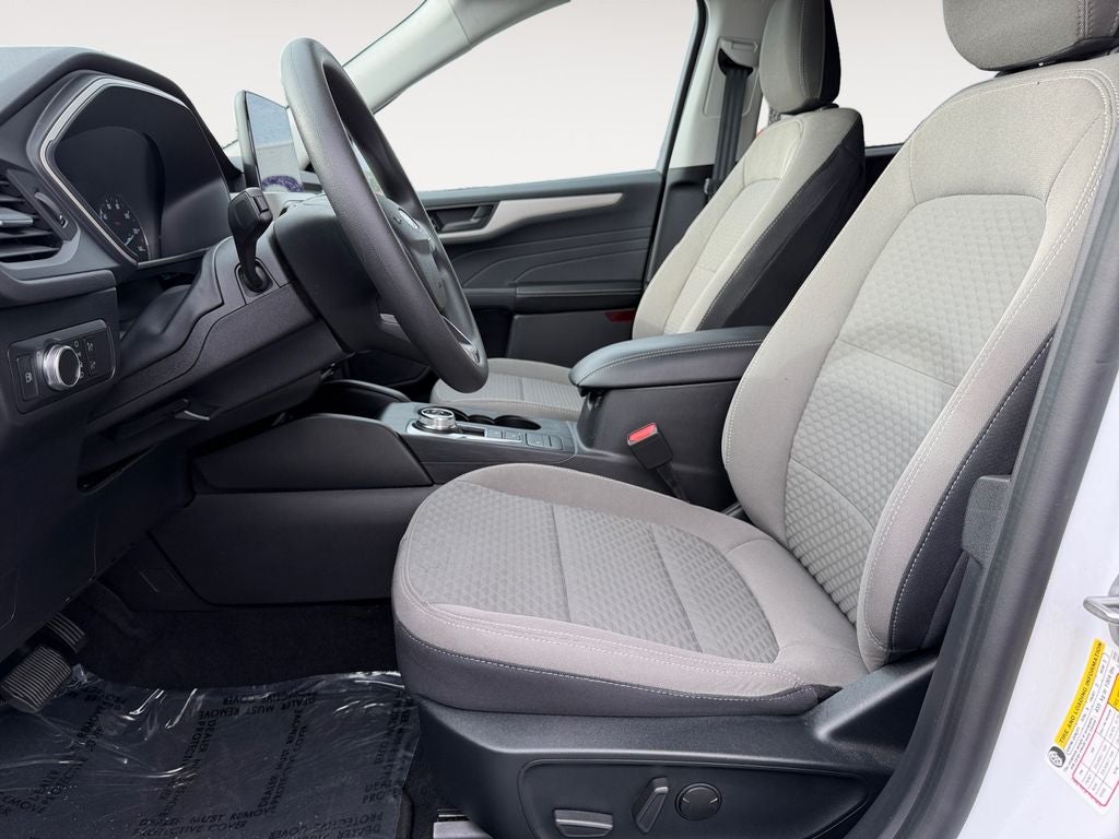 2022 Ford Escape Hybrid SE