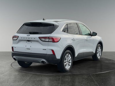 2022 Ford Escape Hybrid SE