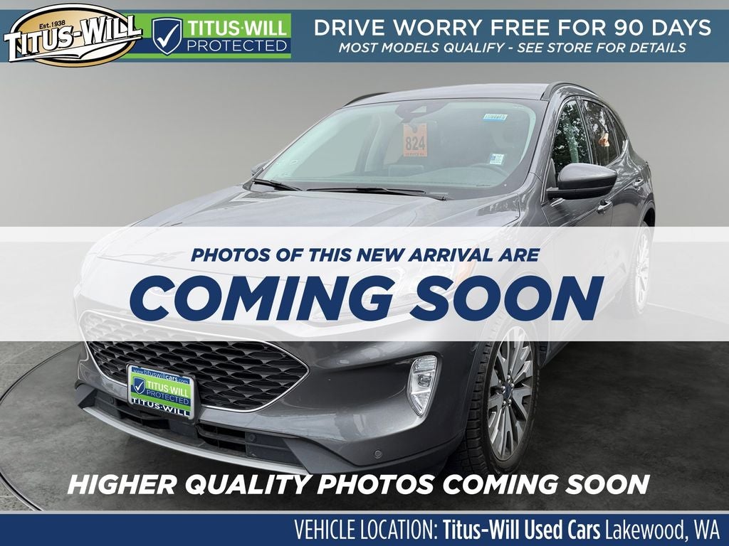 2022 Ford Escape Hybrid Titanium