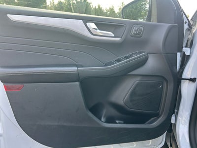 2025 Ford Escape Platinum