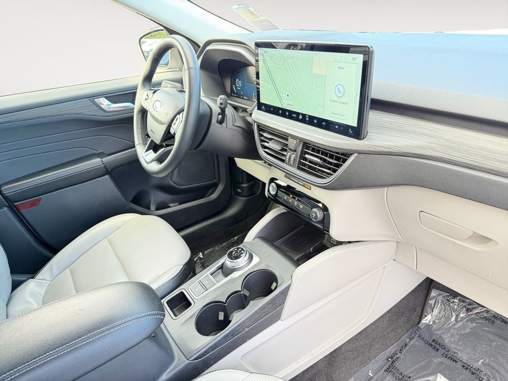 2025 Ford Escape Platinum