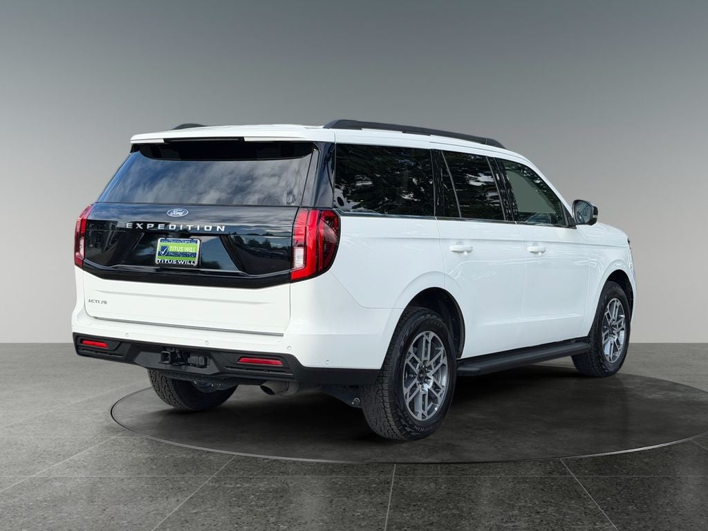 2025 Ford Expedition Active
