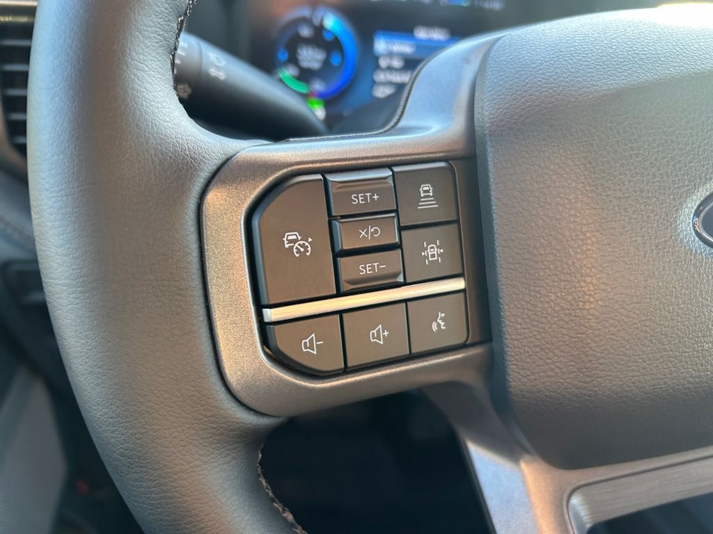 2025 Ford F-150 Lightning Lariat Lifted