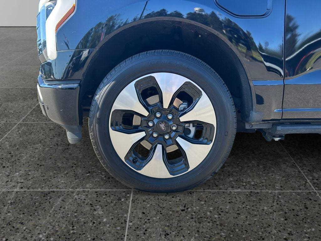 2024 Ford F-150 Lightning Platinum