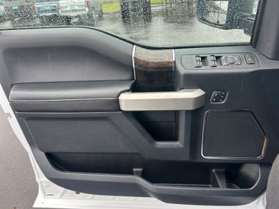 2022 Ford F-350SD Lariat