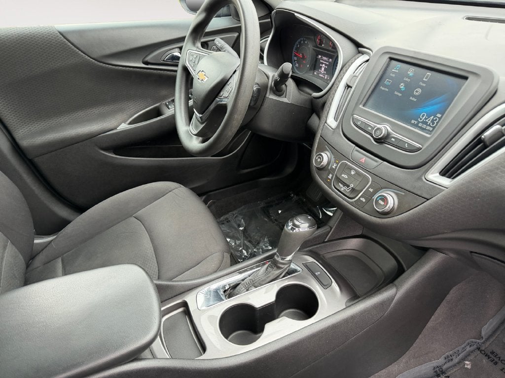 2017 Chevrolet Malibu LS 1LS