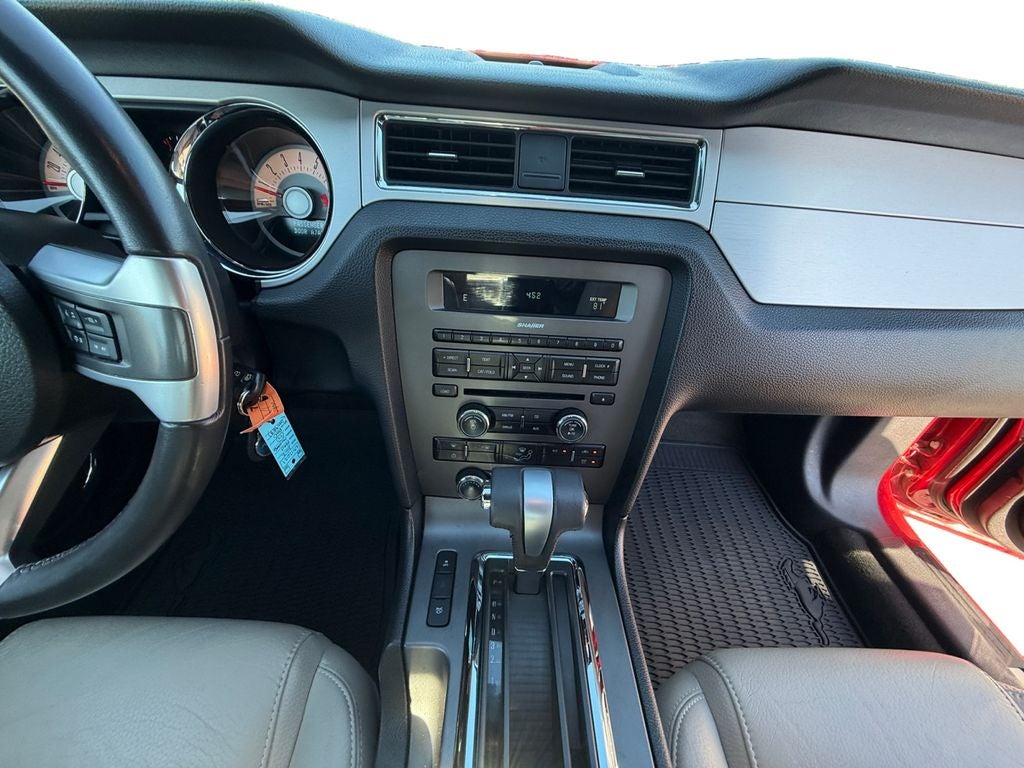 2012 Ford Mustang V6 Premium