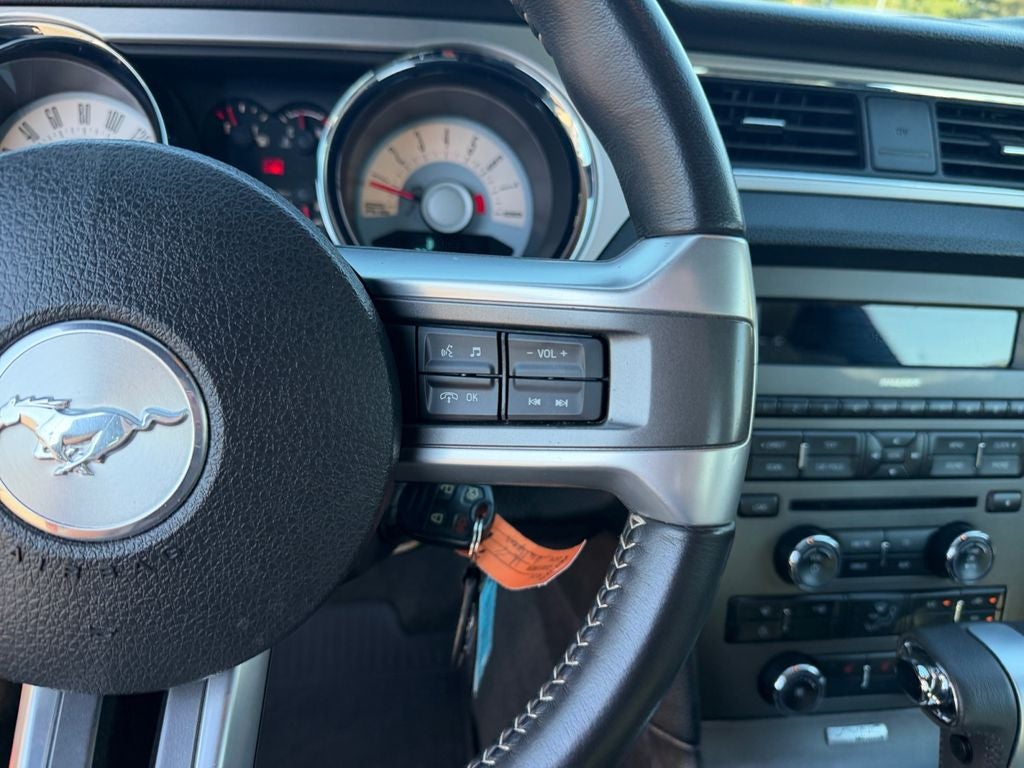 2012 Ford Mustang V6 Premium