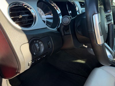 2012 Ford Mustang V6 Premium