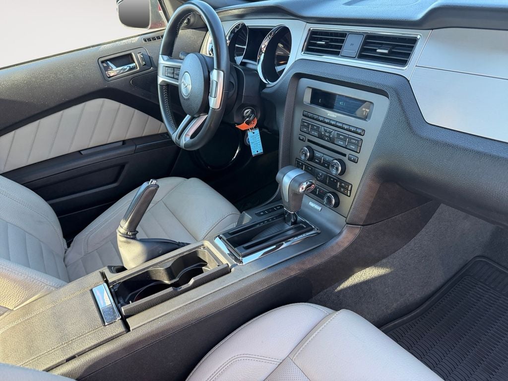 2012 Ford Mustang V6 Premium