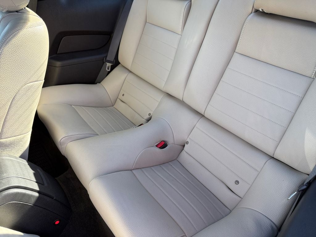 2012 Ford Mustang V6 Premium